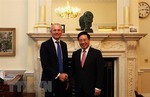 Deputy PM attends Vietnam-UK business forum