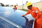 Banks race to fund green energy projects