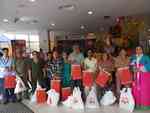 LOTTE Mart brings Tet cheer to 800 underprivileged people