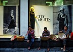 Wealth inequality drags growth: experts