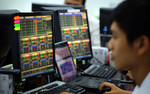 Shares gain on finance stocks