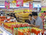 Domestic retailers urged to team up to compete with foreign rivals