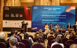 Viet Nam Design Association shakes hand with foreign partners