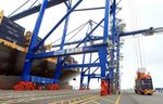 Hai Phong international terminal welcomes first container ship