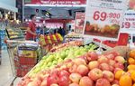 Ministry eyes close watch on prices during Tet holiday