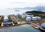 Investors interested in LNG projects in Van Phong EZ