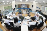 VN shares bounce back amid profit taking pressure