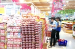 HCM City to ensure food safety, steady prices during Tet