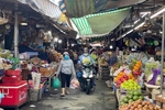 Almost all traditional markets in HCM City reopen
