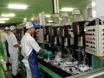 Viet Nam’s manufacturing sector hit by wave of COVID-19 infections