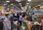 HCM City consumers favouring cheaper goods amid rising prices