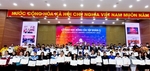 CJ Vietnam hands over scholarships to 100 outstanding students