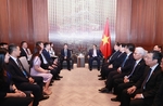 PM Chinh meets leaders of China's major economic groups