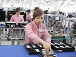 Việt Nam’s exports of computers and phones rise 10% in August