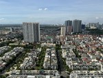 Experts say developing a legal framework for joint real estate investment in Việt Nam will be difficult