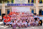 Central Retail donates day-boarding room, kitchen equipment to Bến Tre school