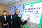 Mondlez Kinh Đô, partners bolster packaging collection, recycling capacities in Việt Nam