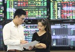 Việt Nam tackles obstacles to stock market upgrade