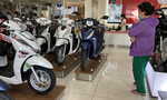 Motorbike sales continue slump after Tết holiday