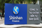 Shinhan Finance posts first loss in three years