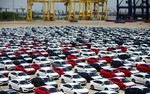 Việt Nam spends nearly $1b importing cars in the first four months of 2024