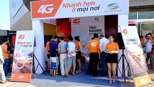 Viettel offers 4G preview during Tet