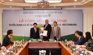 Vietcombank appoints first foreign director