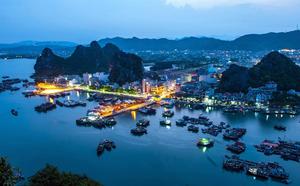 Quang Ninh must draw investors, PM says