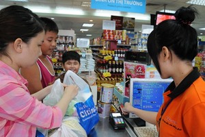 Cashless economy target too high: experts