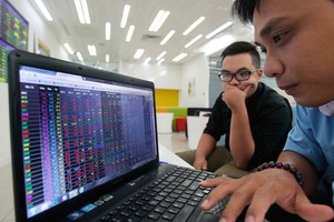 VN shares up on earnings prospects