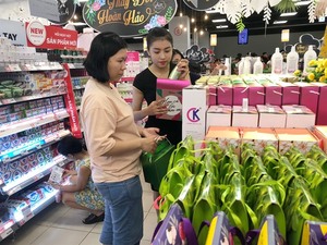 Shops start Women’s Day offers