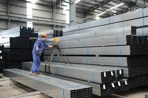 Chinese steel prices falling affects Hoa Phat shares