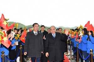 PM launches major infrastructural facilities in Quang Ninh