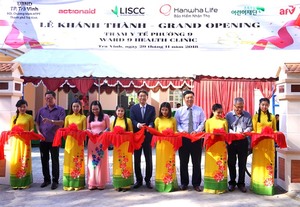 Insurer Hanwha donates clinic to Tra Vinh Province