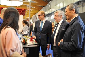 Viet Nam’s culture, tourist sites introduced at Brussels Holiday Fair