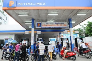 Petrolimex’s profit down despite revenue increase