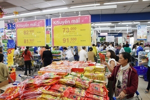 Co.opmart slashes prices of meat pastes, sweets, New Year decorative items