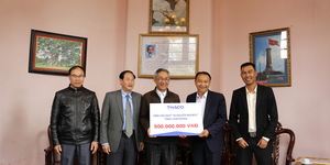 Auto maker Thaco donates $1.1m to poor for Tet