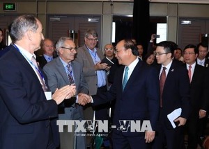 PM welcomes Australian firms to Vietnam