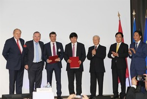 Vietjet, Safran sign MoU to develop strategic partnership