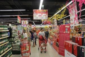 Lotte Mart eyes ties with local firms