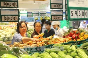 Nat’l retail sales surge 8.6% in Q1