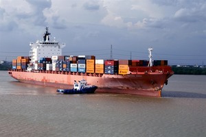 VN’s waterway logistics in deep trouble