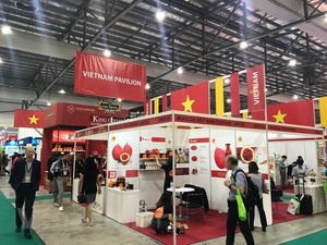 Vietnamese firms attend FHA show in Singapore