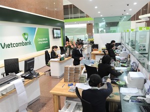 Vietcombank adjusts transaction limits on mobile banking