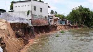 Binh Thuan businesses protest beach erosion