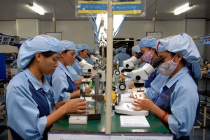 Forum calls on VN supporting industries to get a move on