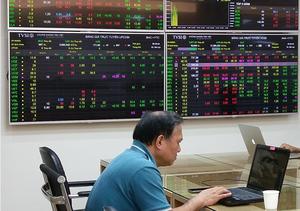 Market to gain despite global uncertainty