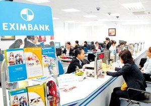 Vietcombank to cut stake in Eximbank