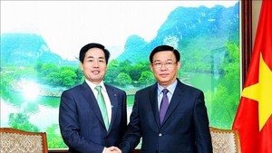 Deputy PM voices support for Lotte expansion